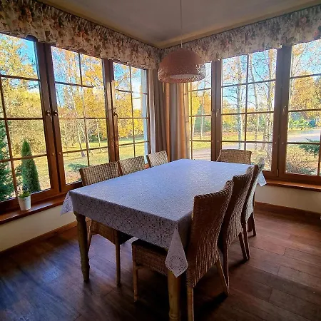 Zacisze Jurajskie Vila *