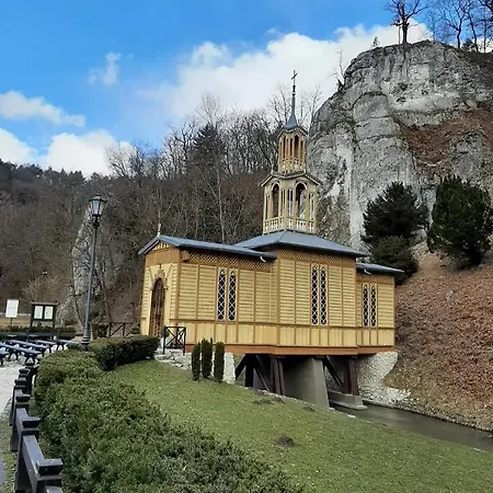 Zacisze Jurajskie Willa Olsztyn (Silesia)
