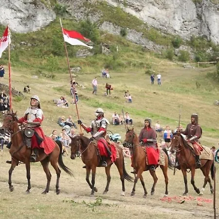 Zacisze Jurajskie Willa Olsztyn (Silesia)