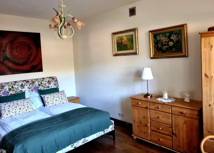 Villa Zacisze Jurajskie Olsztyn (Silesia)