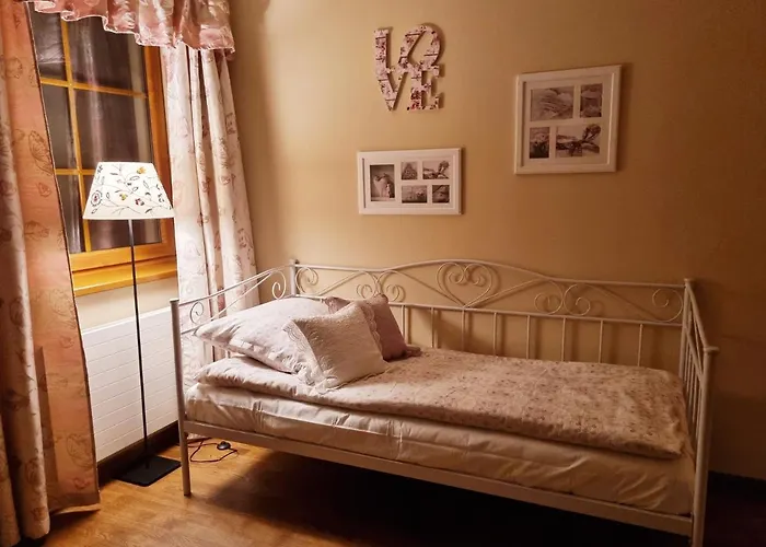 Villa Zacisze Jurajskie Olsztyn (Silesia)