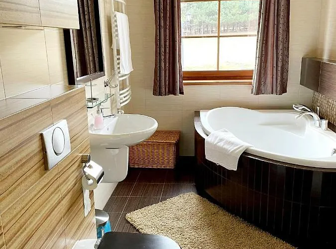 Villa Zacisze Jurajskie *